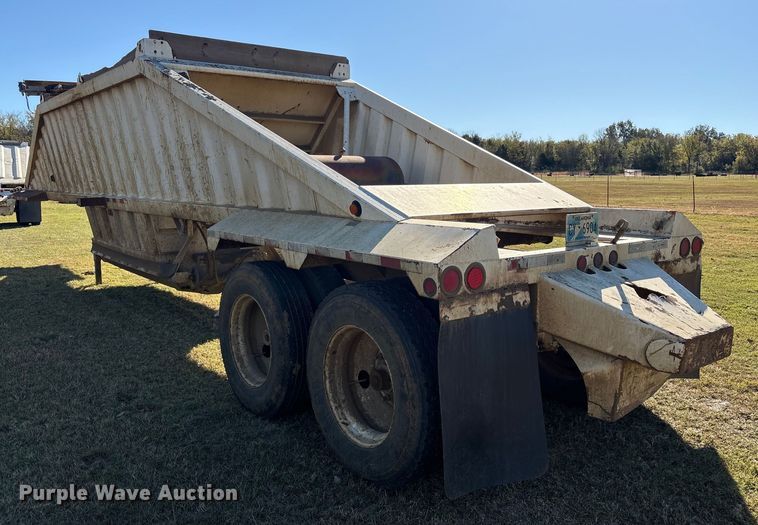 image for item DJ7931 2011 Construction Trailer Specialists BDT-40 LW bottom dump trailer