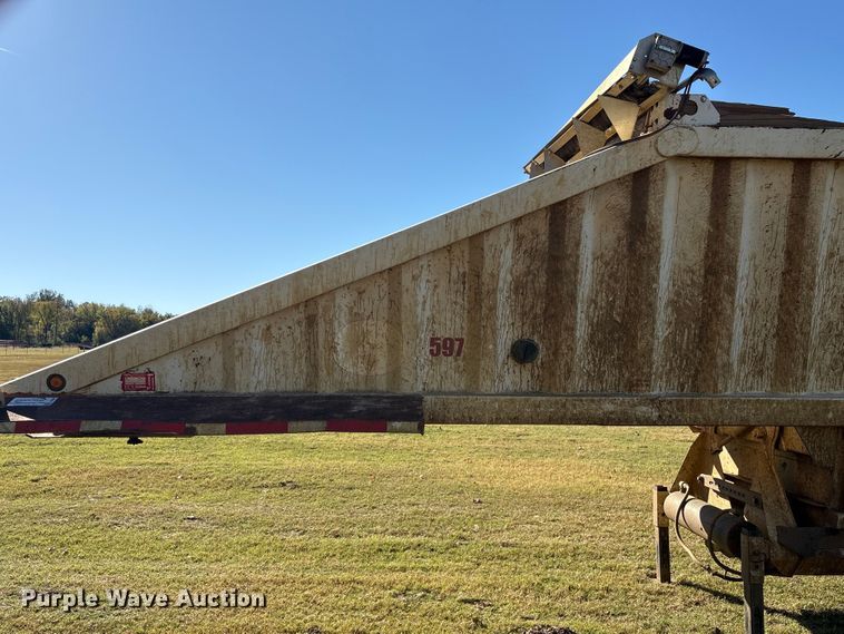 image for item DJ7931 2011 Construction Trailer Specialists BDT-40 LW bottom dump trailer