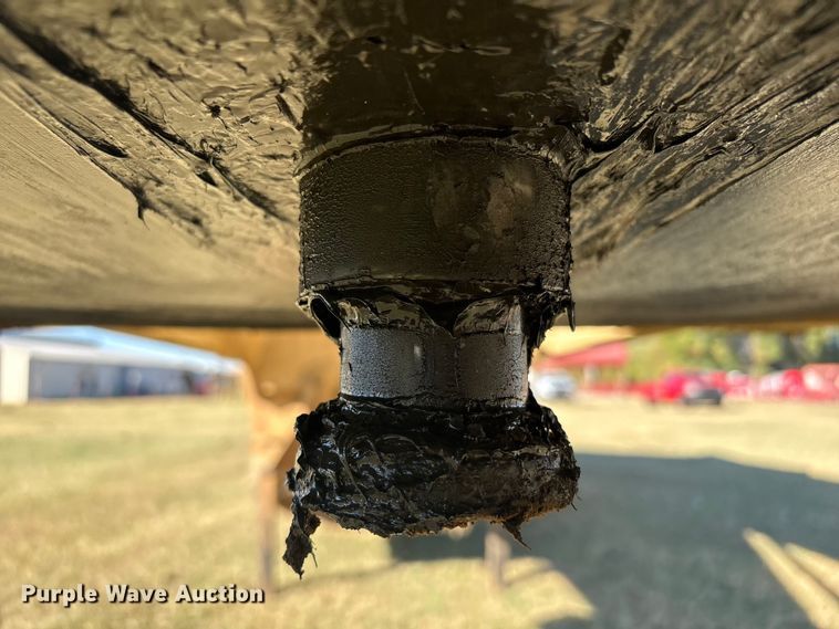 image for item DJ7931 2011 Construction Trailer Specialists BDT-40 LW bottom dump trailer