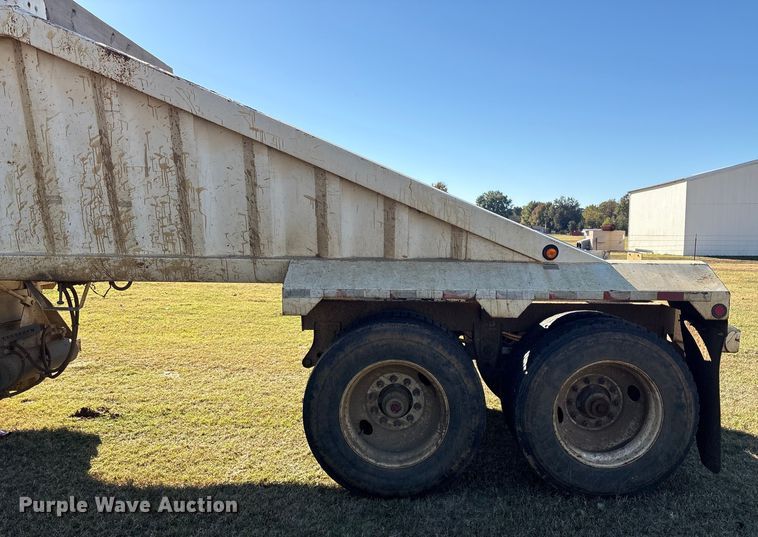 image for item DJ7931 2011 Construction Trailer Specialists BDT-40 LW bottom dump trailer