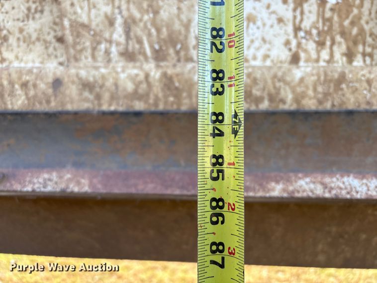 image for item DJ7931 2011 Construction Trailer Specialists BDT-40 LW bottom dump trailer