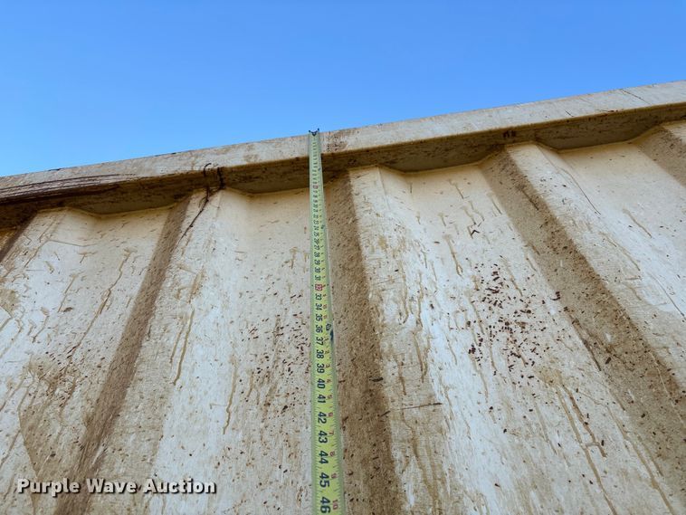 image for item DJ7931 2011 Construction Trailer Specialists BDT-40 LW bottom dump trailer