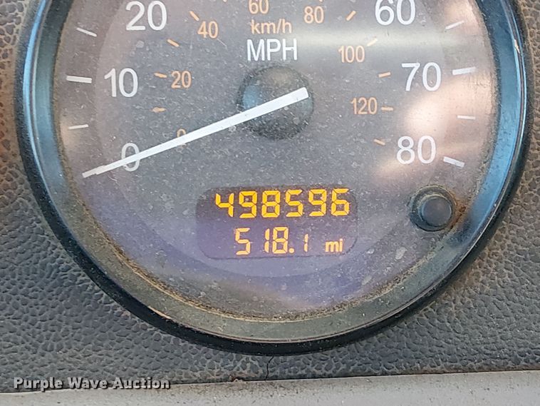 image for item DJ7935 2014 Peterbilt 365 semi truck