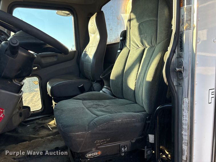 image for item DJ7979 2014 Peterbilt 365 truck cab and chassis