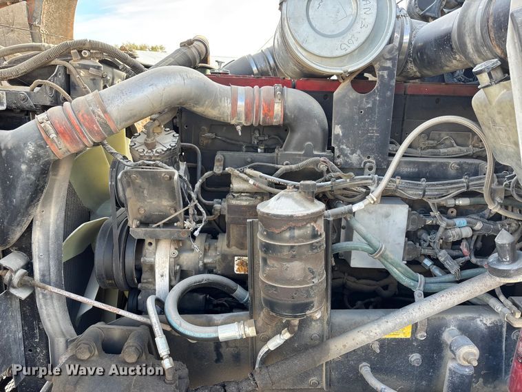 image for item DK0147 1995 Kenworth T800 semi truck