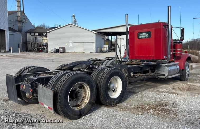 image for item DK0148 1988 Kenworth W9 Series semi truck