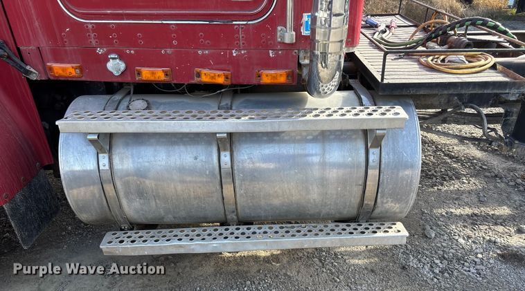 image for item DK0148 1988 Kenworth W9 Series semi truck