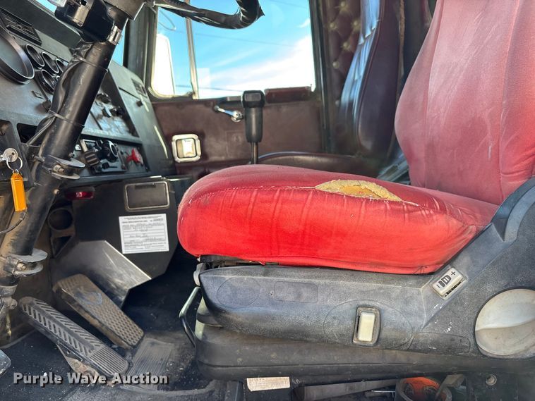 image for item DK0148 1988 Kenworth W9 Series semi truck