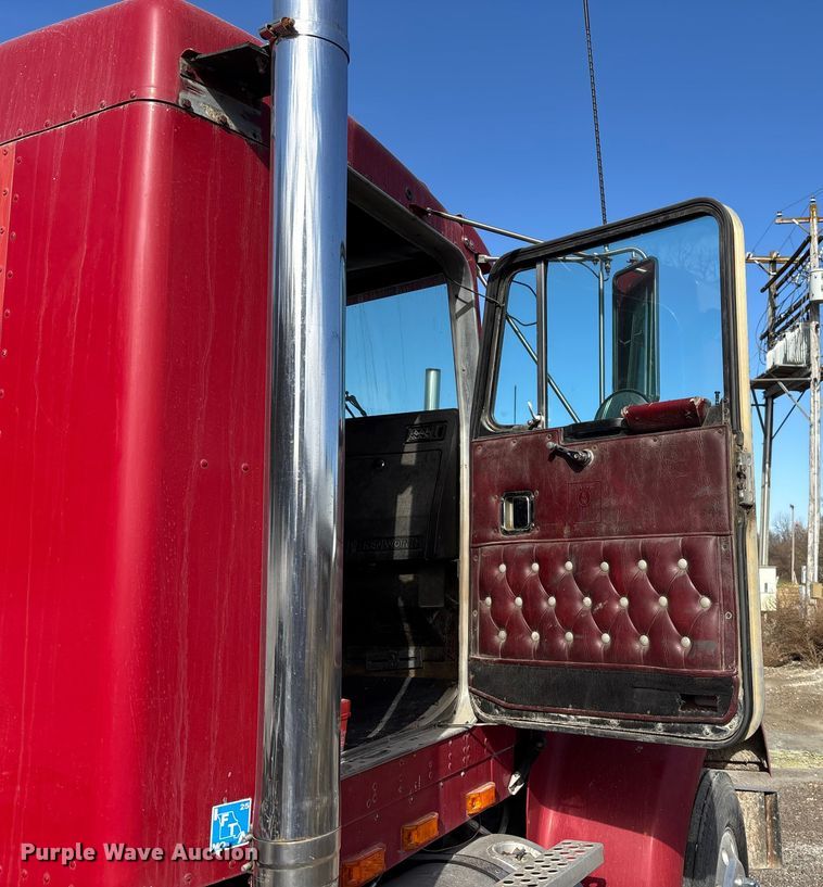 image for item DK0148 1988 Kenworth W9 Series semi truck