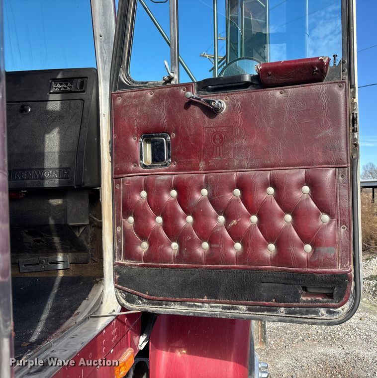 image for item DK0148 1988 Kenworth W9 Series semi truck