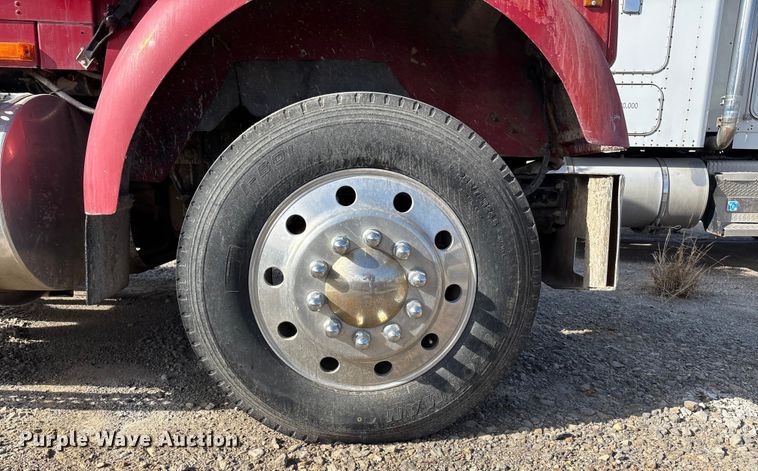 image for item DK0148 1988 Kenworth W9 Series semi truck