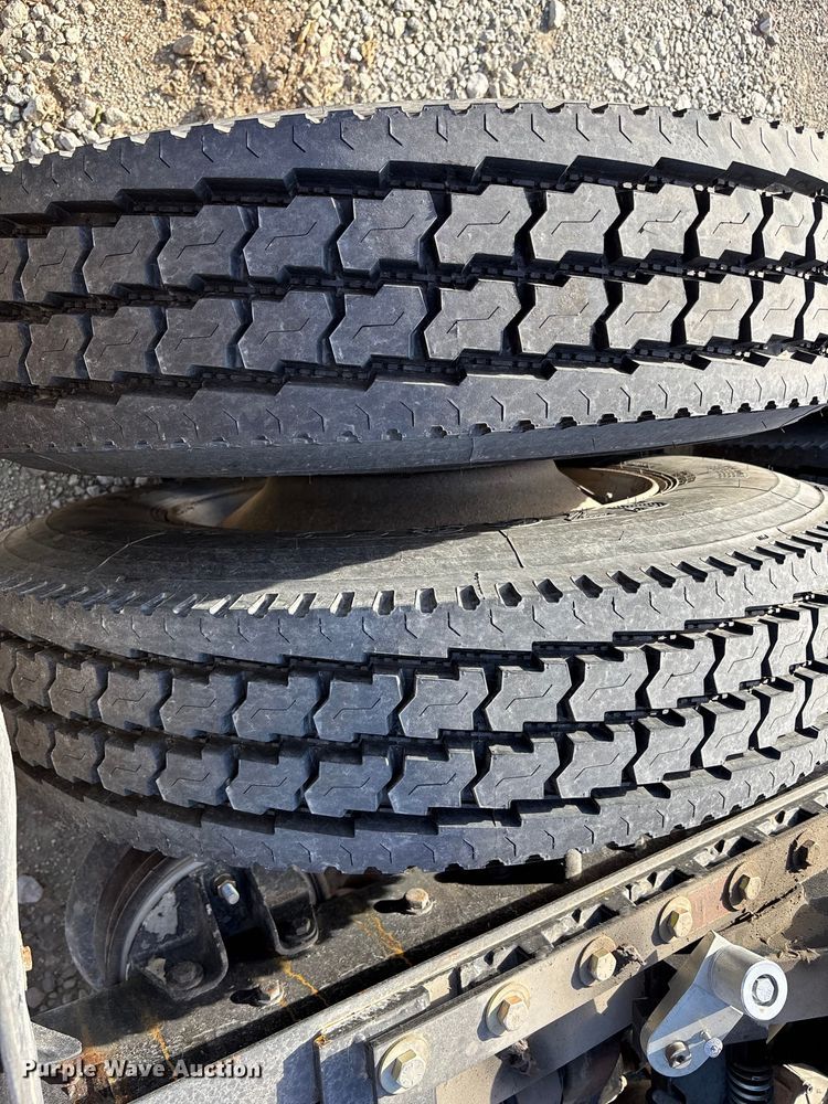 image for item DK0148 1988 Kenworth W9 Series semi truck