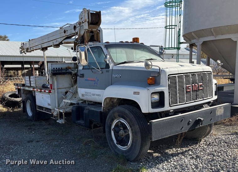 image for item DK0149 1991 GMC C7 crane truck