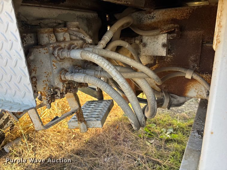 image for item DK0149 1991 GMC C7 crane truck