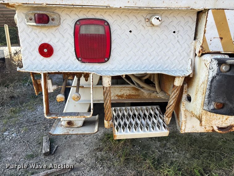 image for item DK0149 1991 GMC C7 crane truck