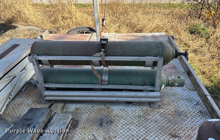 image for item DK0149 1991 GMC C7 crane truck