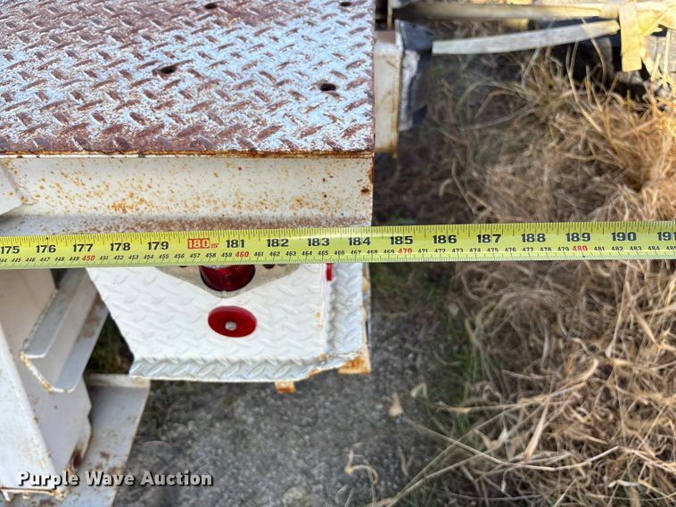 image for item DK0149 1991 GMC C7 crane truck