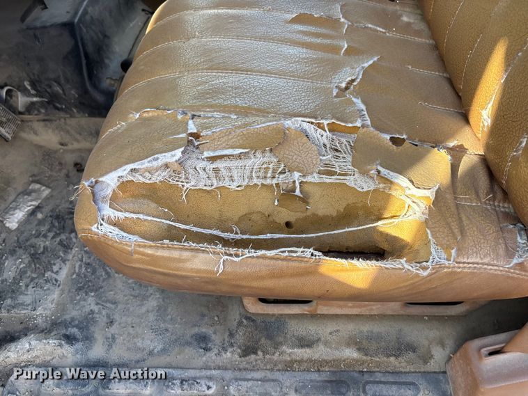 image for item DK0149 1991 GMC C7 crane truck