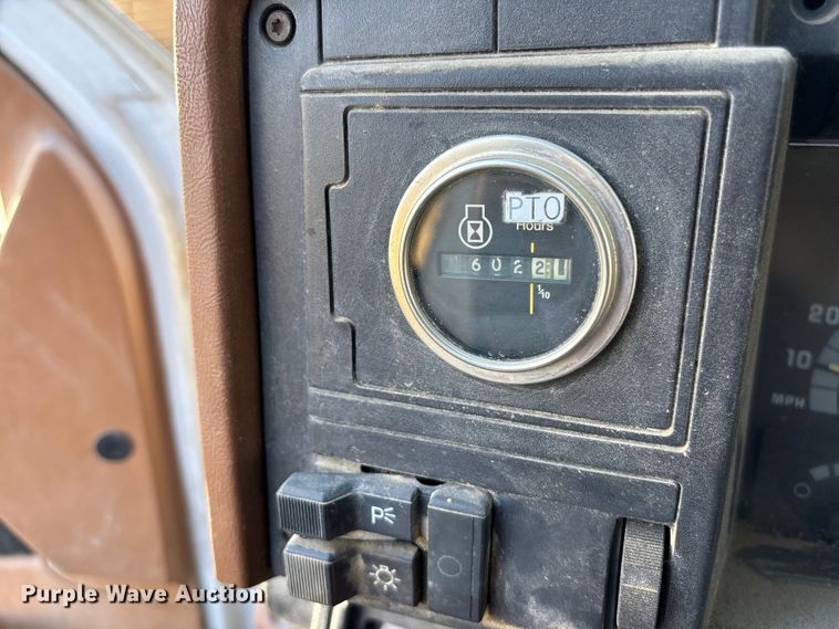 image for item DK0149 1991 GMC C7 crane truck