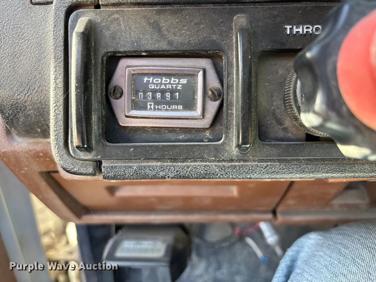 image for item DK0149 1991 GMC C7 crane truck