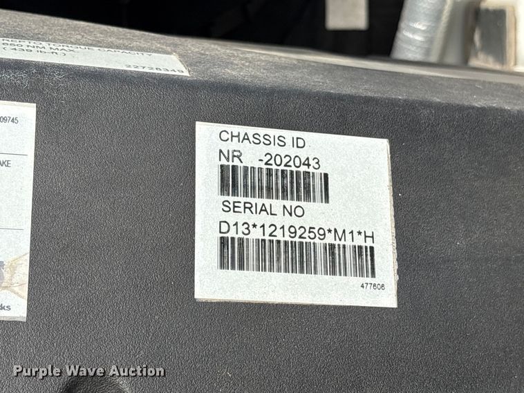 image for item DM1986 2019 Volvo VNR semi truck