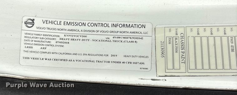 image for item DM1987 2019 Volvo VNR semi truck