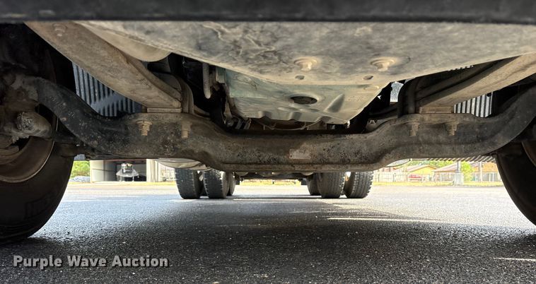 image for item DM1988 2019 Volvo VNR semi truck