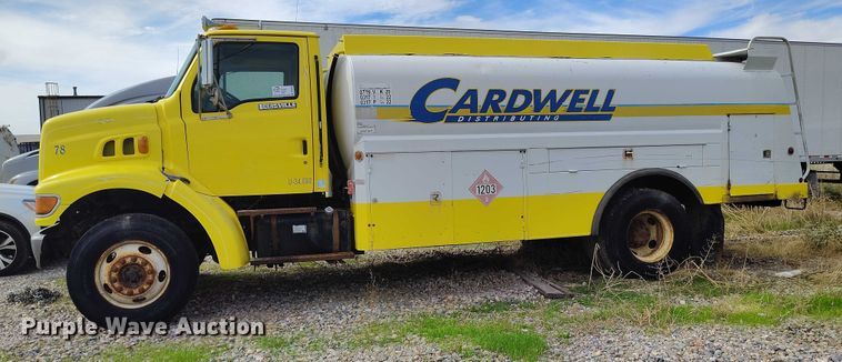 image for item DP5104 1998 Ford L8000 fuel truck