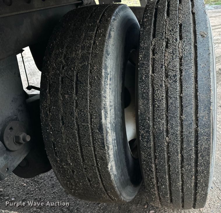 image for item DP8865 2016 Wabash DVLSHPC  dry van trailer