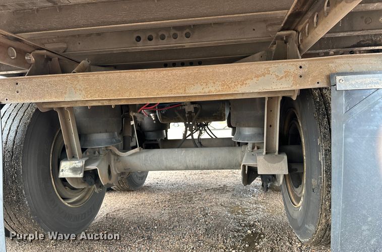 image for item DP8867 2016 Wabash dry van trailer