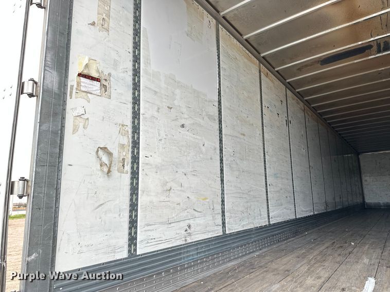 image for item DP8867 2016 Wabash dry van trailer