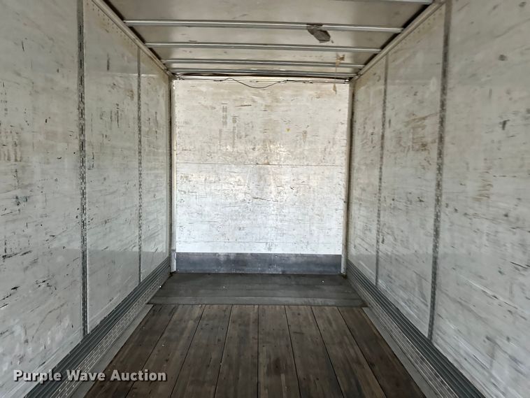 image for item DP8867 2016 Wabash dry van trailer