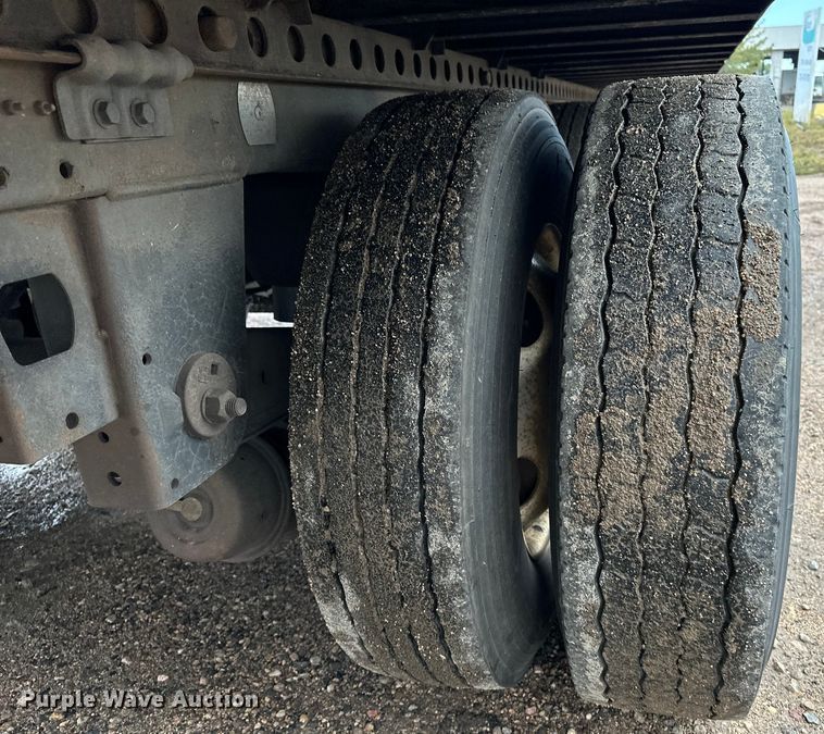 image for item DP8867 2016 Wabash dry van trailer