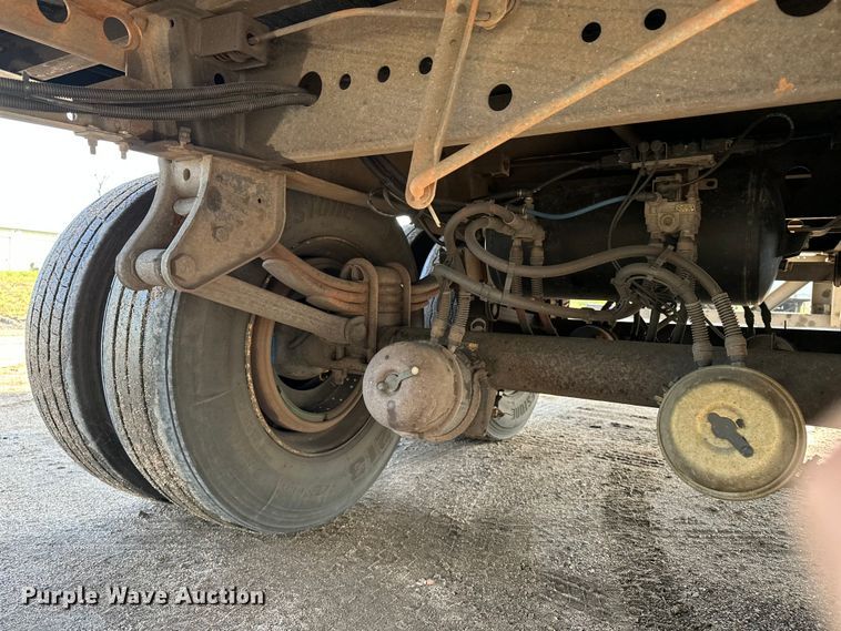 image for item DP8874 2015 Vanguard VXP dry van trailer 