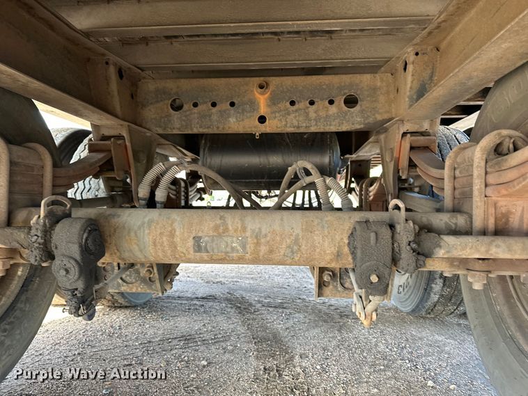 image for item DP8874 2015 Vanguard VXP dry van trailer 