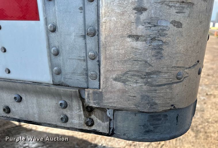 image for item DP8874 2015 Vanguard VXP dry van trailer 