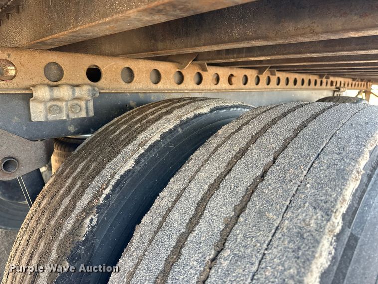 image for item DP8875 2013 Wabash DVHDHPC dry van trailer