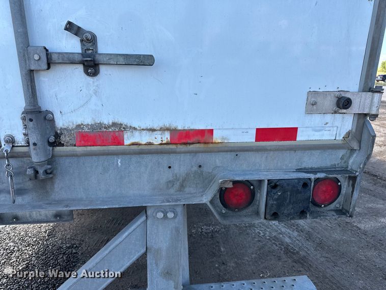 image for item DP8877 2015 Vanguard VXP dry van trailer