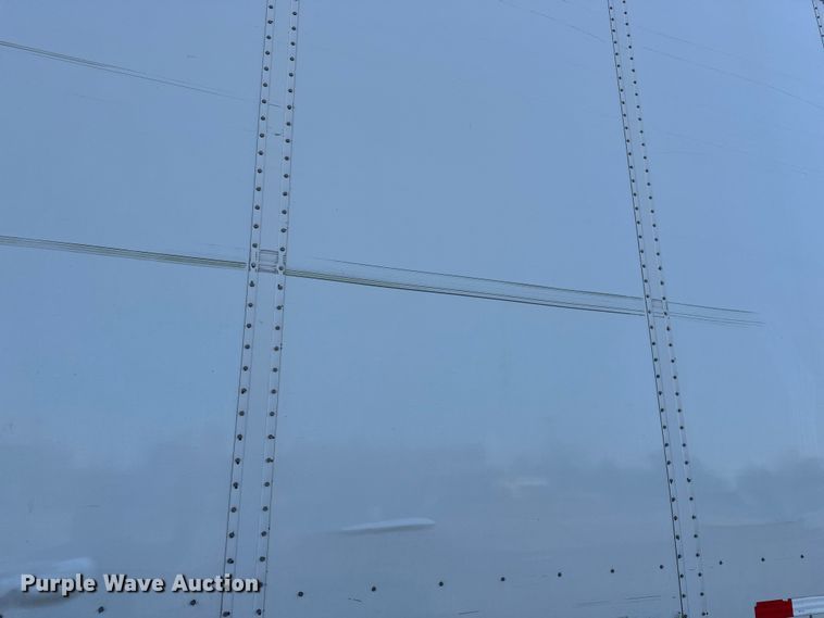 image for item DP8877 2015 Vanguard VXP dry van trailer