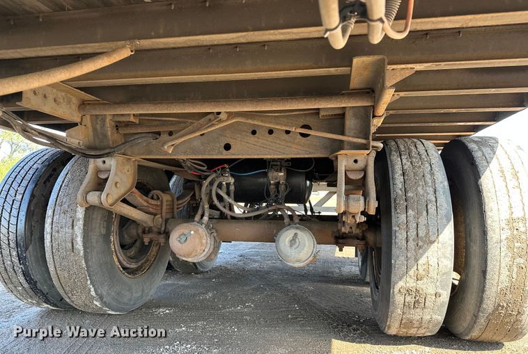 image for item DP8877 2015 Vanguard VXP dry van trailer