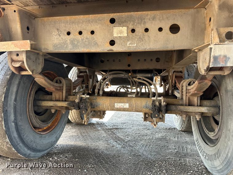 image for item DP8877 2015 Vanguard VXP dry van trailer