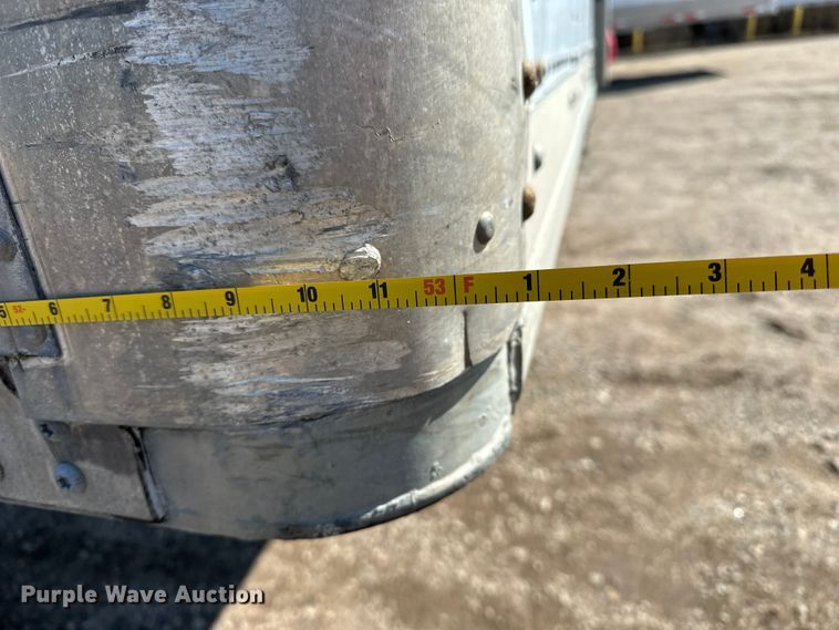 image for item DP8877 2015 Vanguard VXP dry van trailer