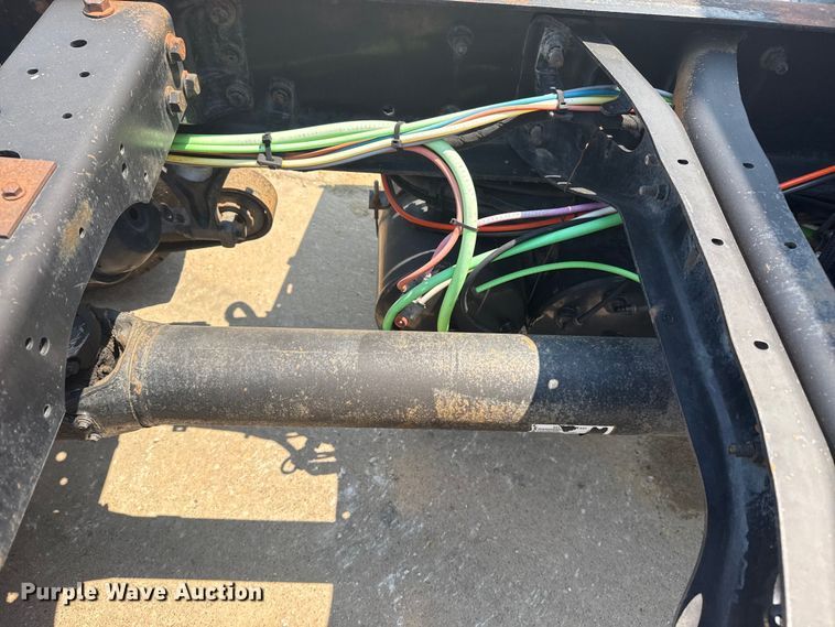 image for item DS3872 2006 International 8600 semi truck