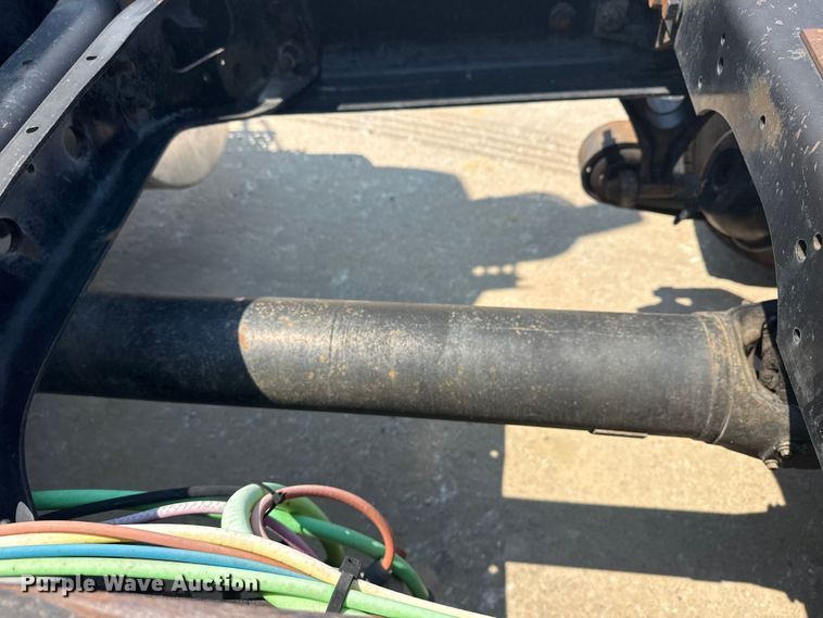 image for item DS3872 2006 International 8600 semi truck