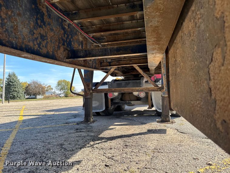 image for item DT0514 2007 Great Dane GP-245096 flatbed trailer
