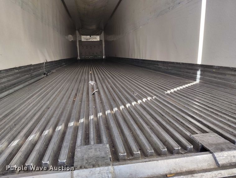 image for item DT0750 2012 Utility VS2RA refrigerated van trailer