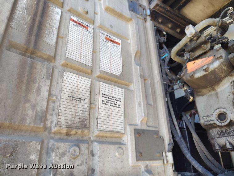 image for item DT0750 2012 Utility VS2RA refrigerated van trailer