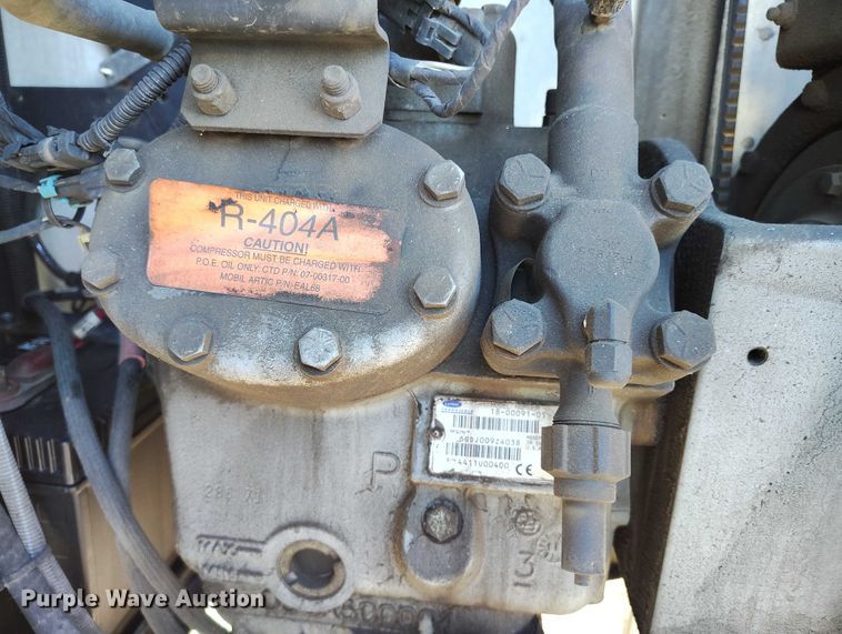 image for item DT0750 2012 Utility VS2RA refrigerated van trailer