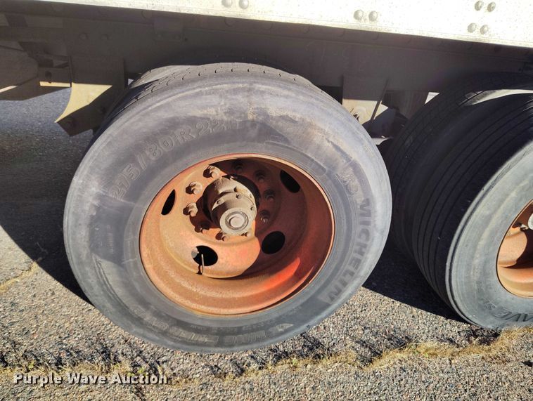 image for item DT0750 2012 Utility VS2RA refrigerated van trailer