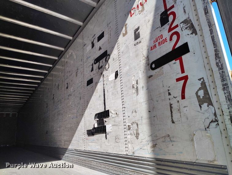 image for item DT0751 2002 Wabash dry van trailer